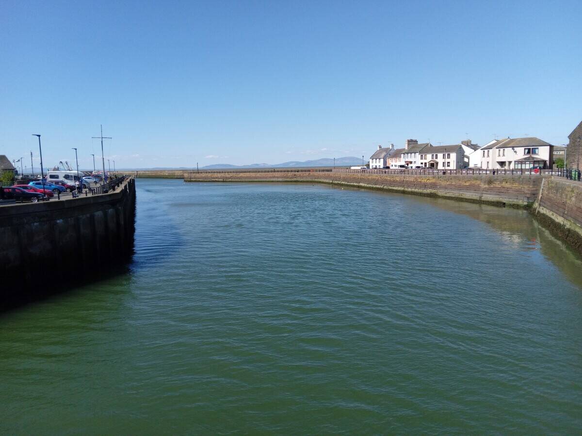 CUMBRIA – QUAYSIDE FREE HOUSE LOCATED IN WESTERN LAKES WITH STRONG NET PROFITS Photo 12