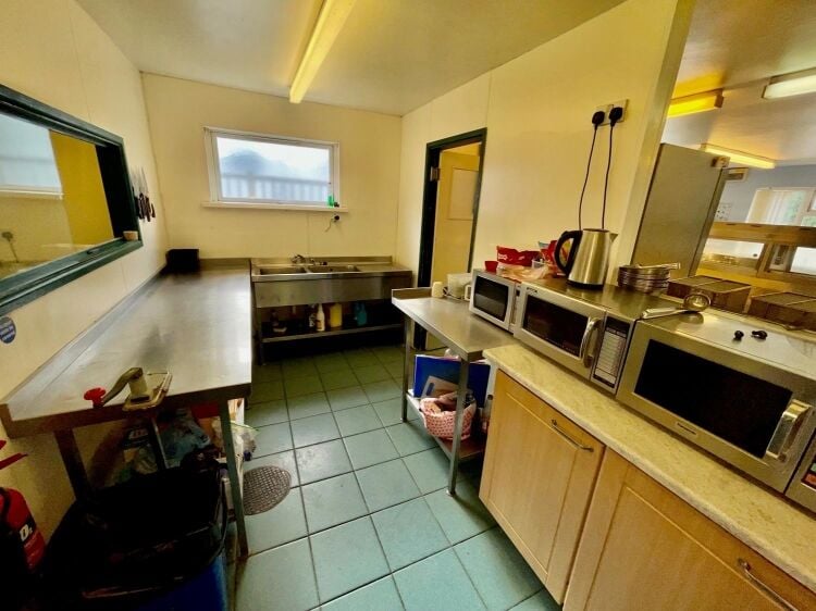 Freehold Fish & Chip Restaurant & Takeaway Located In Roche