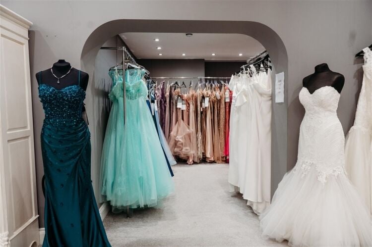 LUXURY BRIDAL GOWN BOUTIQUE