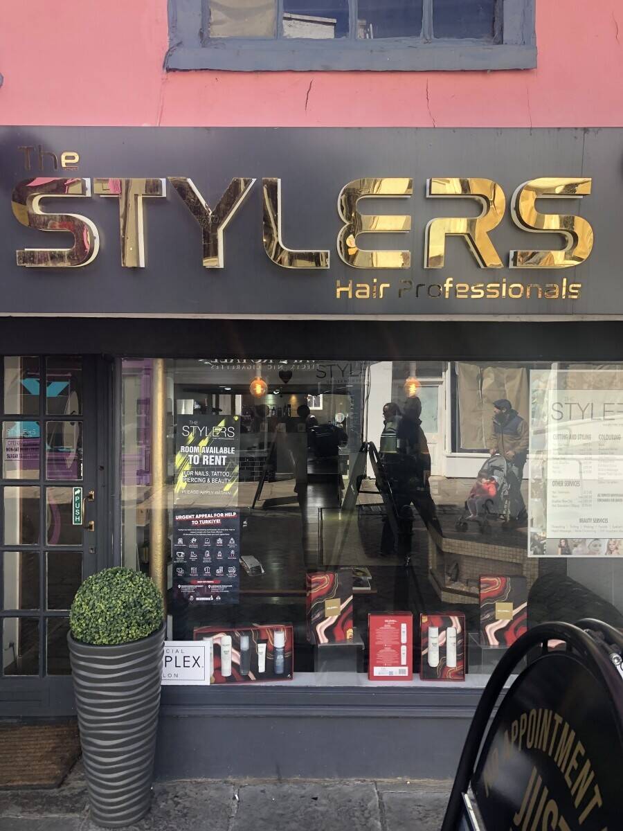 Hairdresser Sale in Canterbury High Street