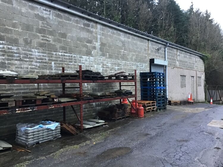 BUILDERS MERCHANTS ON SIZABLE PLOT FOR SALE, SOUTH EAST WALES Photo 12