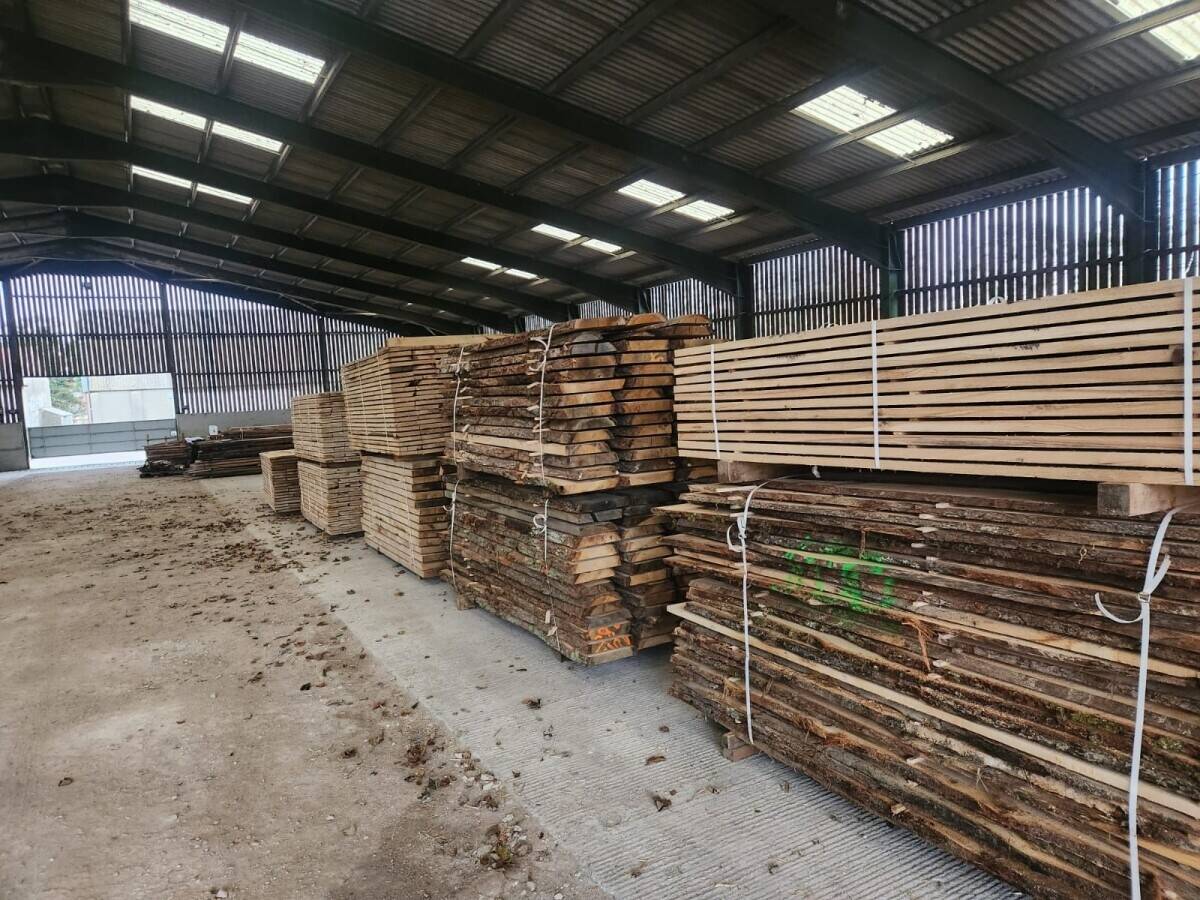Oak Framed Structures and Construction Company in Swindon