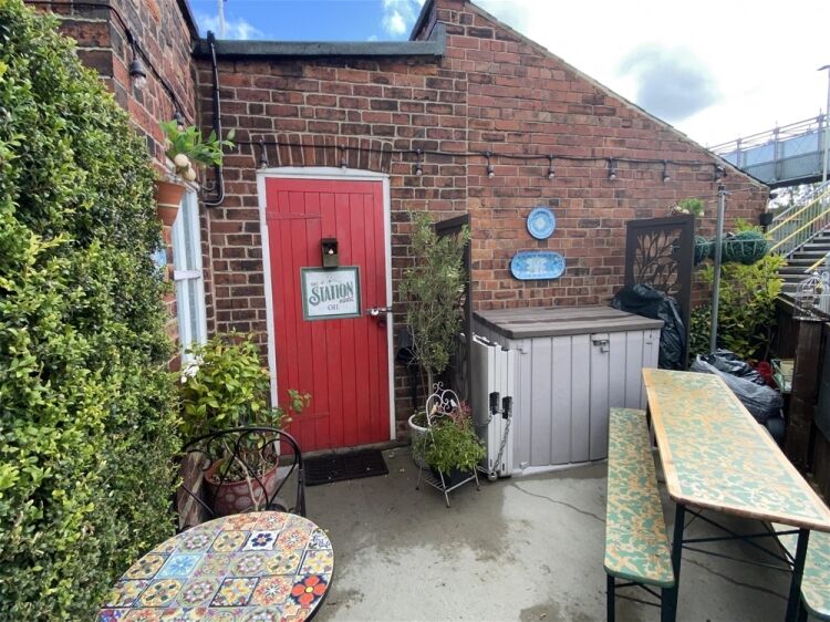 Cafe & Sandwich Bars For Sale in Leeds