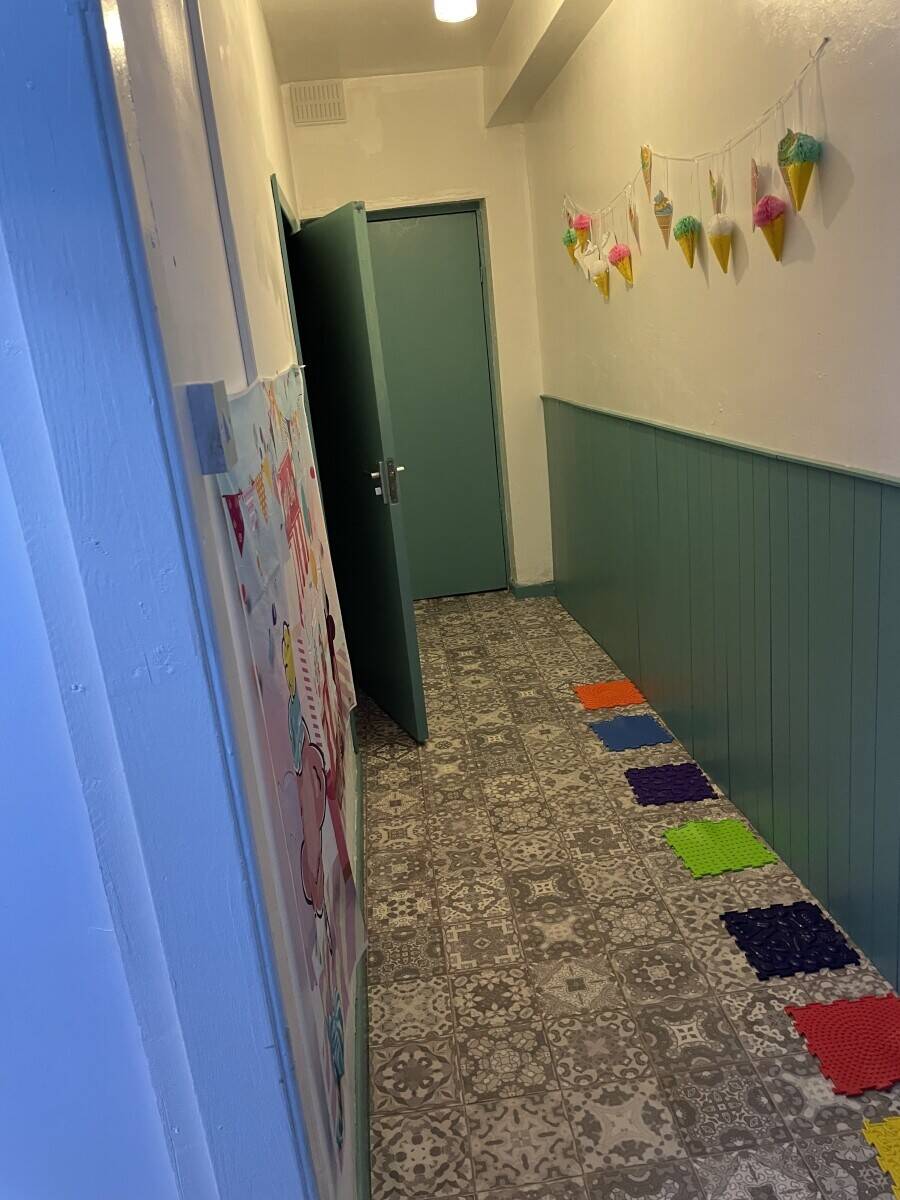 Play Cafe or Cafe