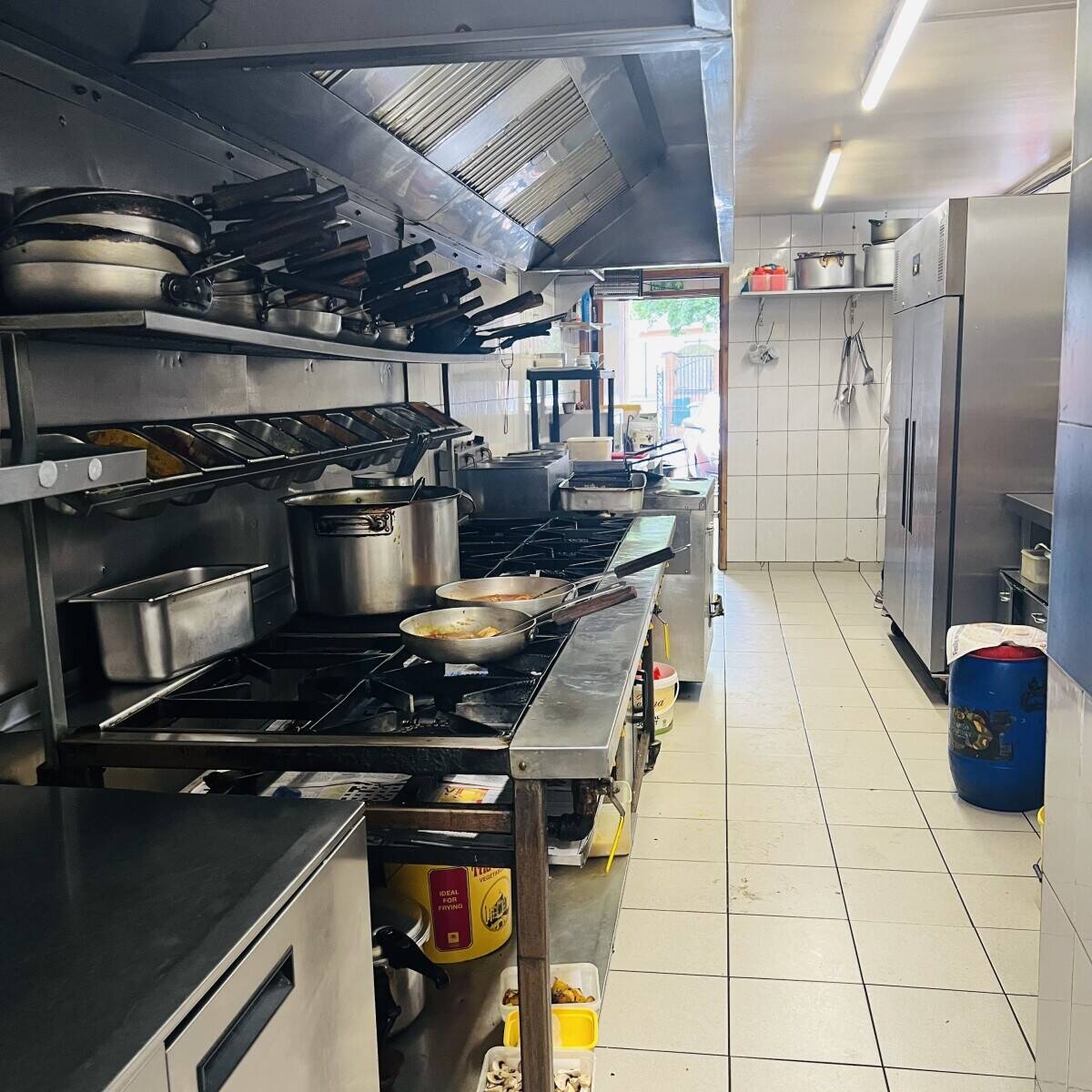 Indian restaurant and takeaway lease for sale in Stafford, Staffordshire Photo 13