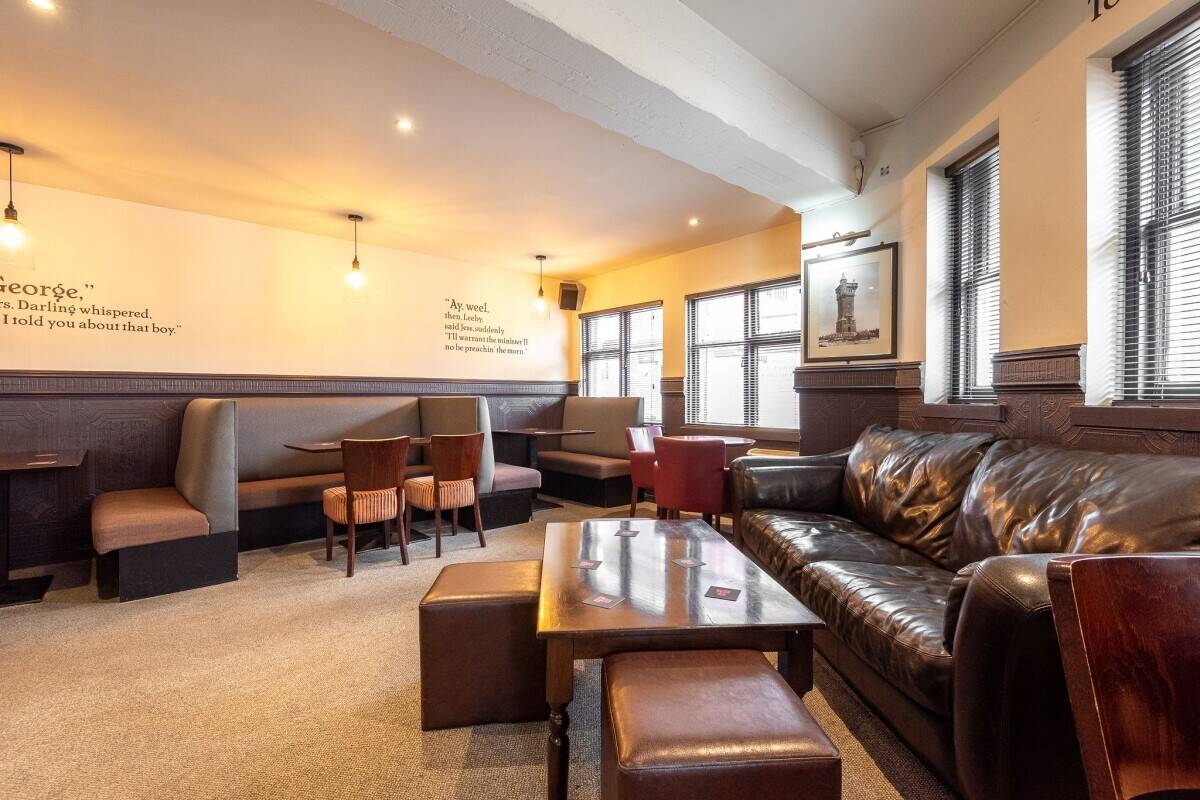 Established & Well Presented 9-Bedroom Hotel For Sale Photo 12