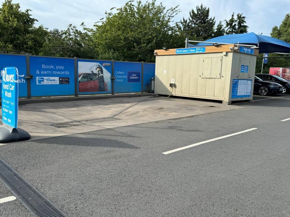 Car wash for sale in Gloucester Business Park, Gloucester Photo 12