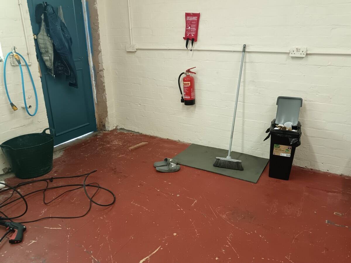 Car Repair Garage Unit