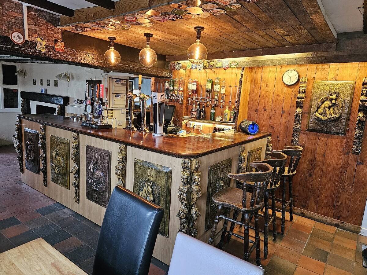 Bar restaurant bed and breakfast for sale in rhayader  Photo 12