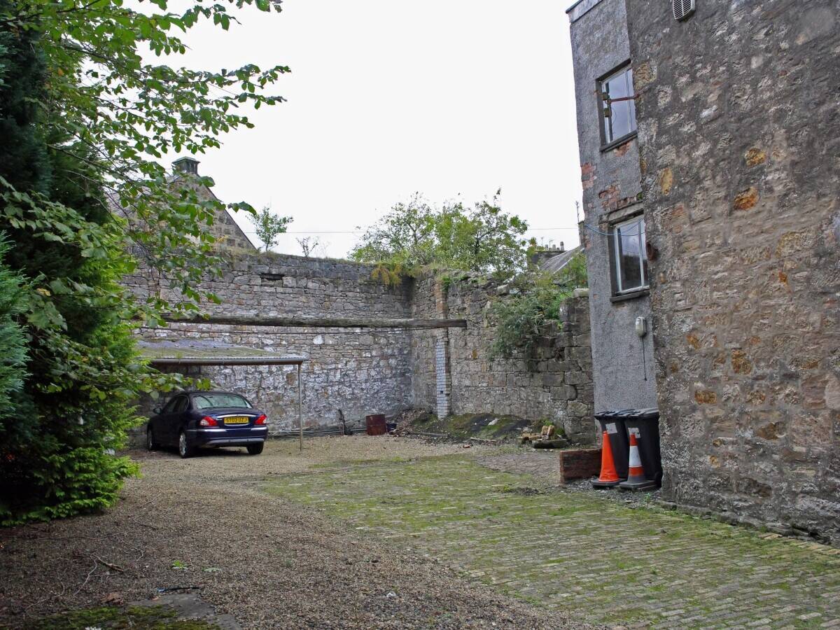 AYRSHIRE – 8 BEDROOM HOTEL AND BAR WITH CAR PARK Photo 12