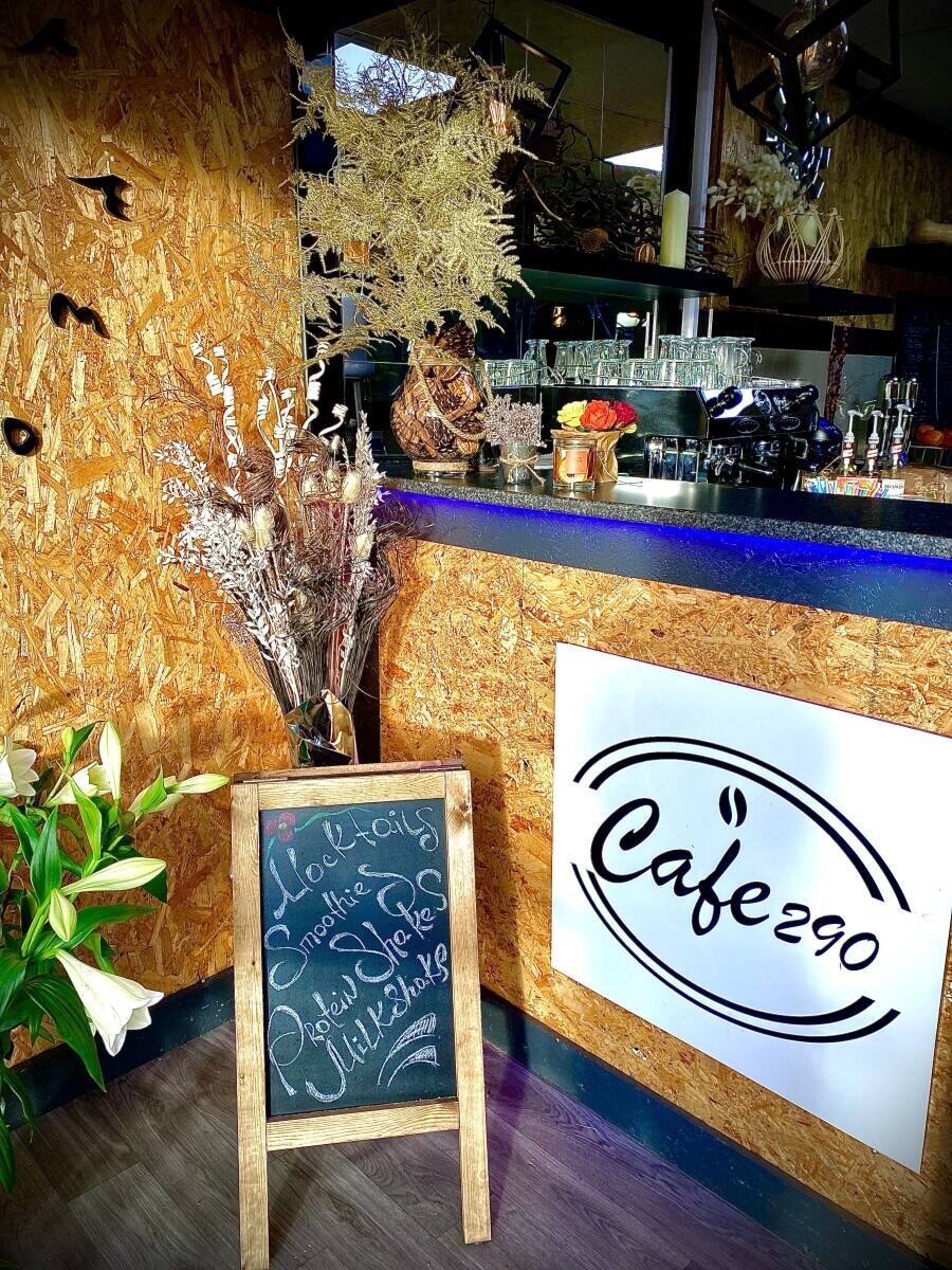 Cafe for sale central Birmigham Photo 12