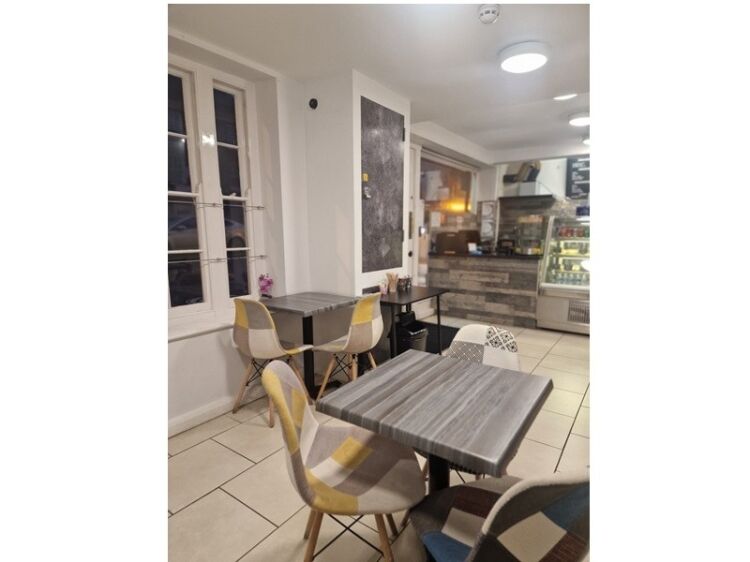 Thriving Coffee Shop Opportunity in Buckinghamshire