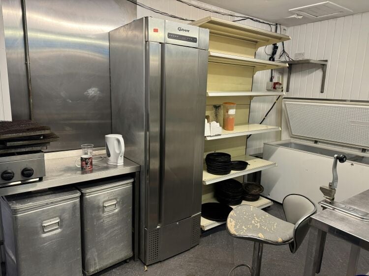 Takeaway Premises Lease for Sale Photo 12
