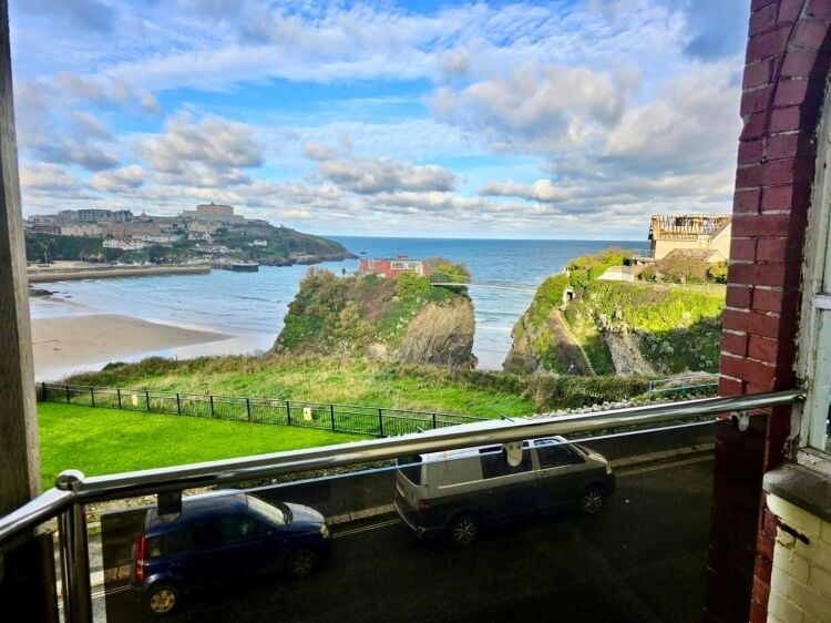 Freehold 16 Bedroom Commercial Property Located In Newquay, Cornwall Photo 12