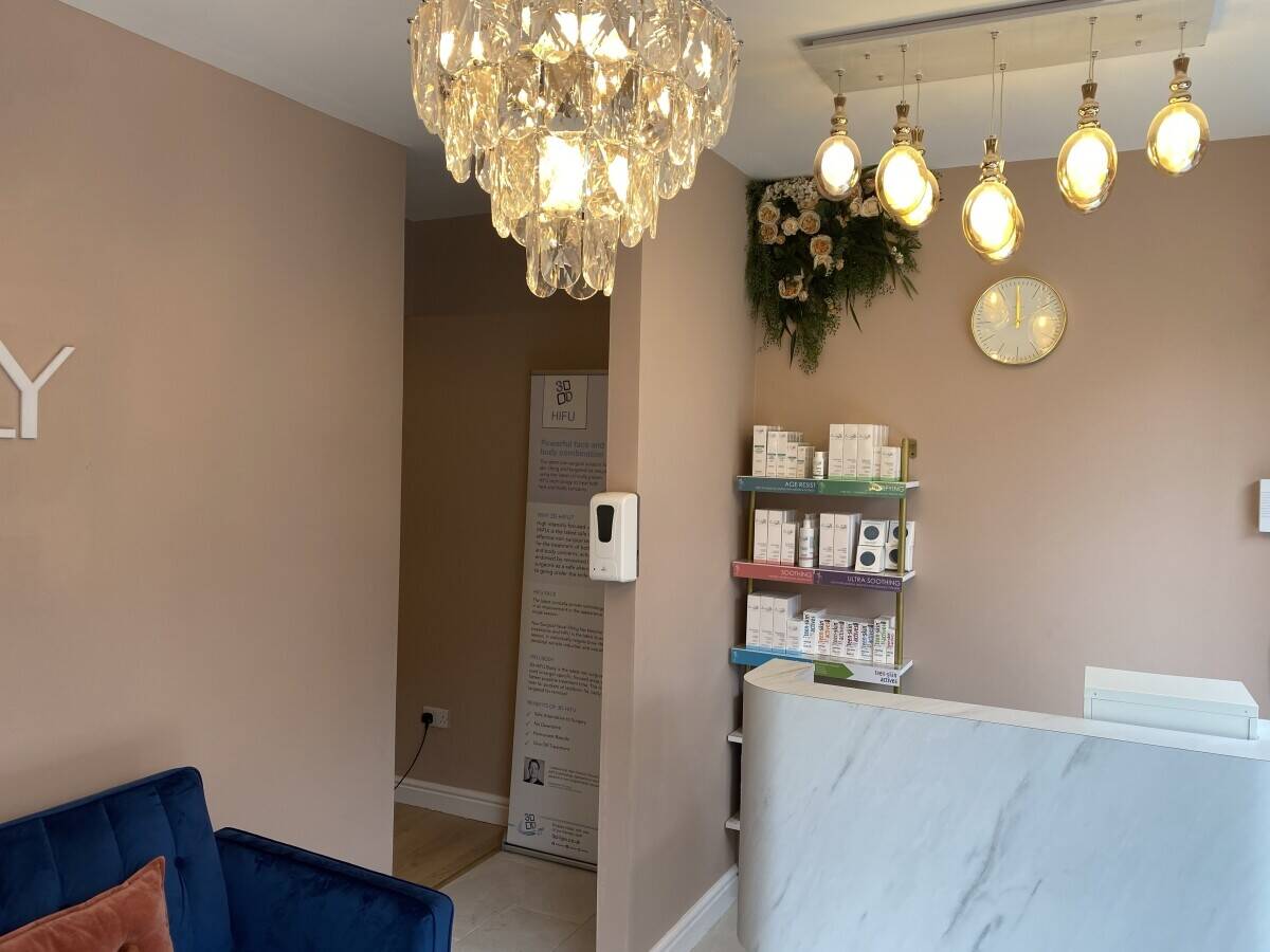 Hair and beauty salon in the heart of Manchester  Photo 12
