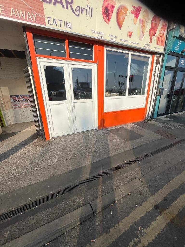 Coffee shop for sale in Lowestoft  Photo 12