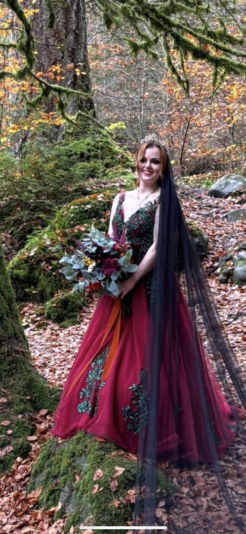 Bridal business - one of a kind designs Photo 12