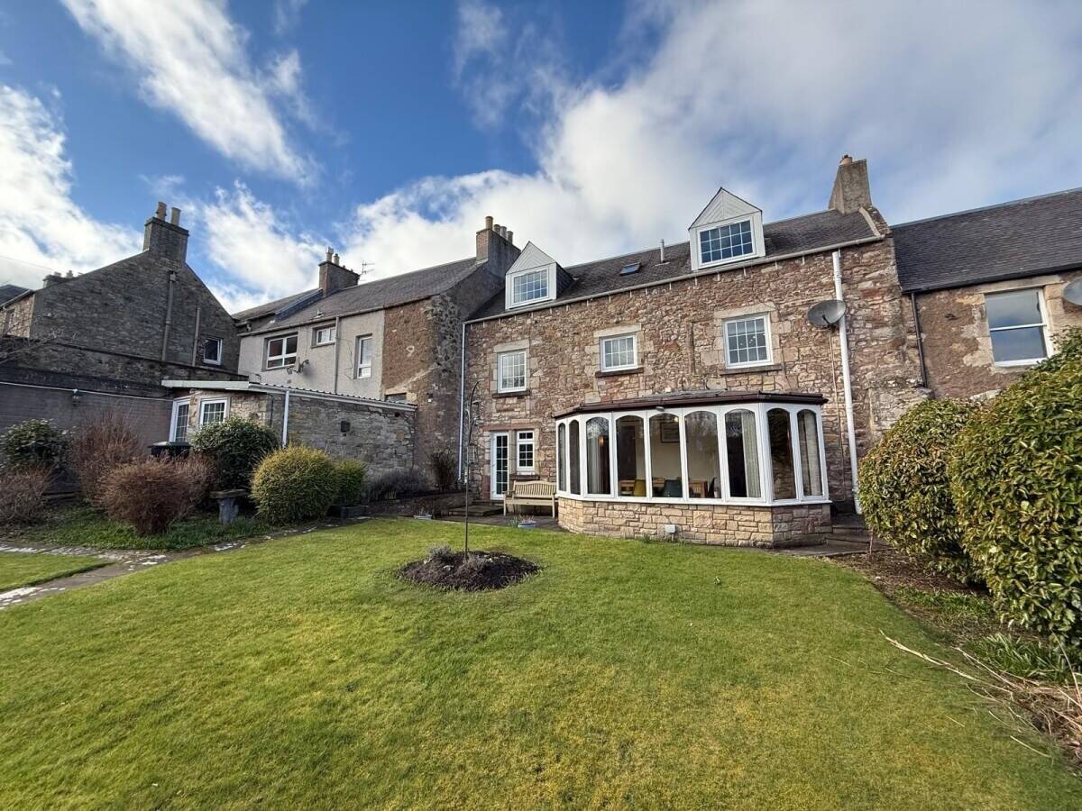 Beautifully Presented, Well Established Guest House (ref 1729)