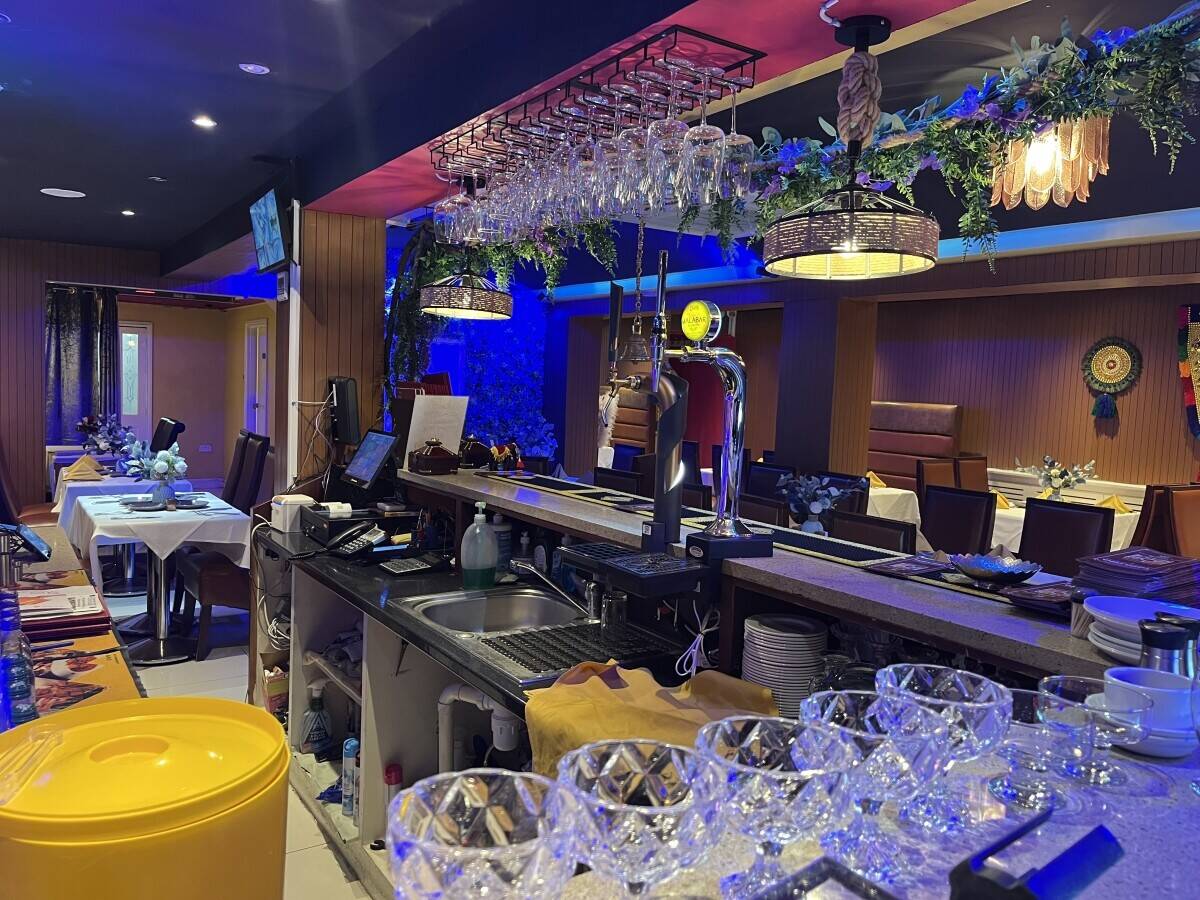 Fine Indian restaurant for sale in caterham