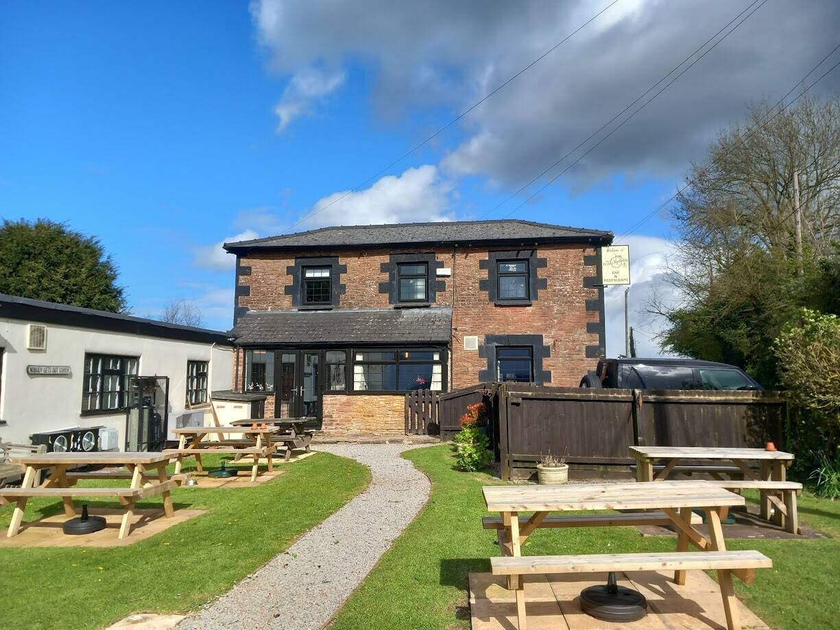 HEREFORDSHIRE – WYE VALLEY RENOWNED DINING VENUE IN IDYLLIC LOCATION WITH OUTSTANDING VIEWS Photo 12