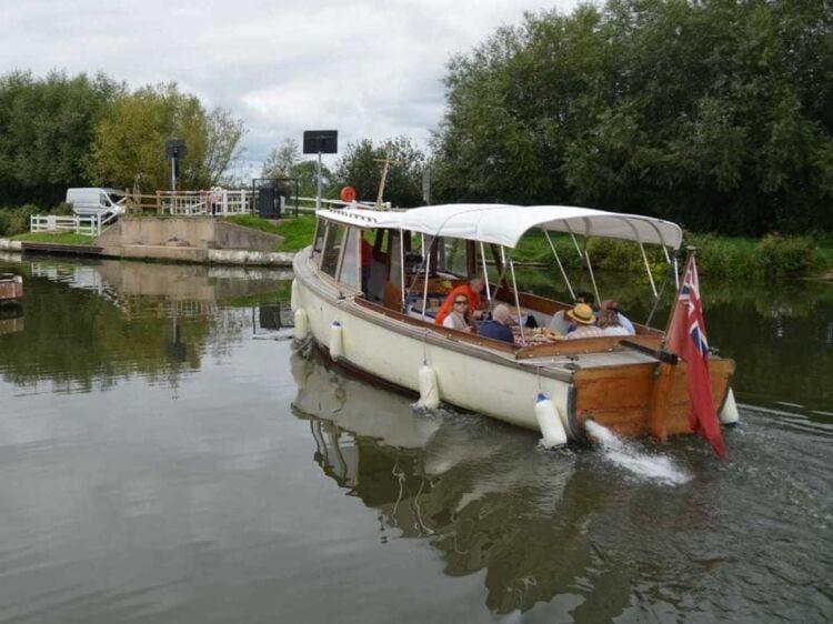 Luxury Canal Boat Cruise Business Located Gloucester