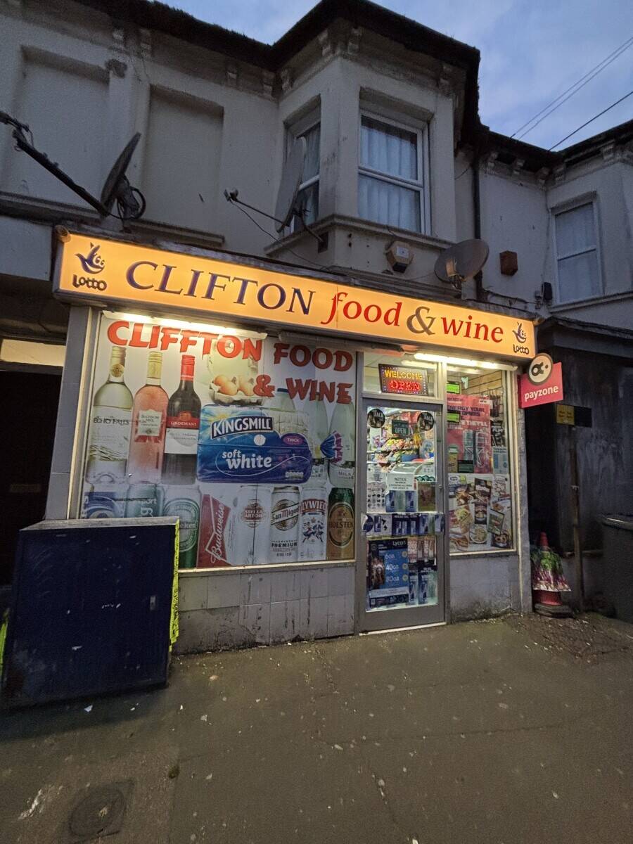 Last 15 year of the off-licence shop