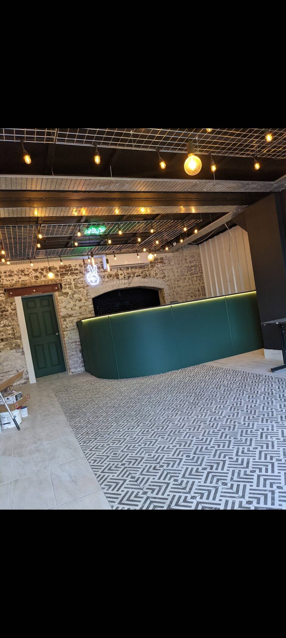 Wood fired pizza takeaway and restaurant for sale Photo 11