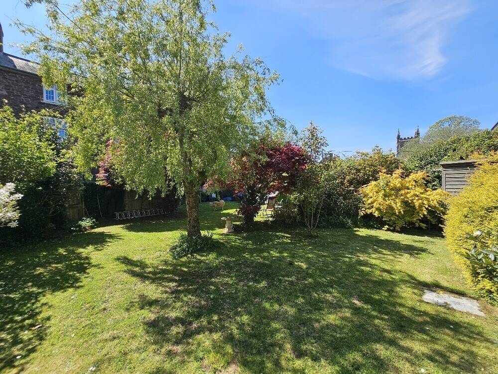 Devon Village Inn With 5 Letting Rooms, a Letting Apartment and 3 Bedroom Owners Accommodation Photo 12
