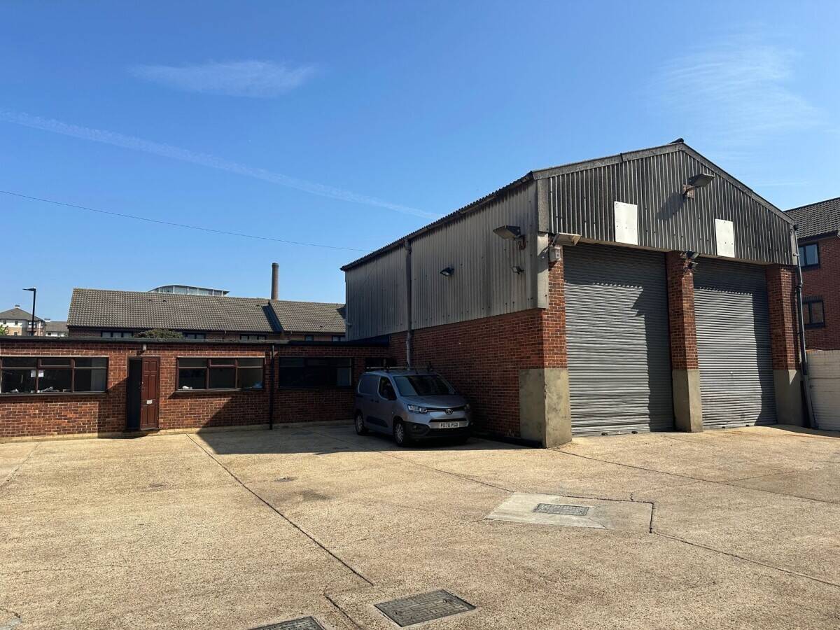 Rare Leasehold Opportunity B2 Light Industrial Unit Photo 12