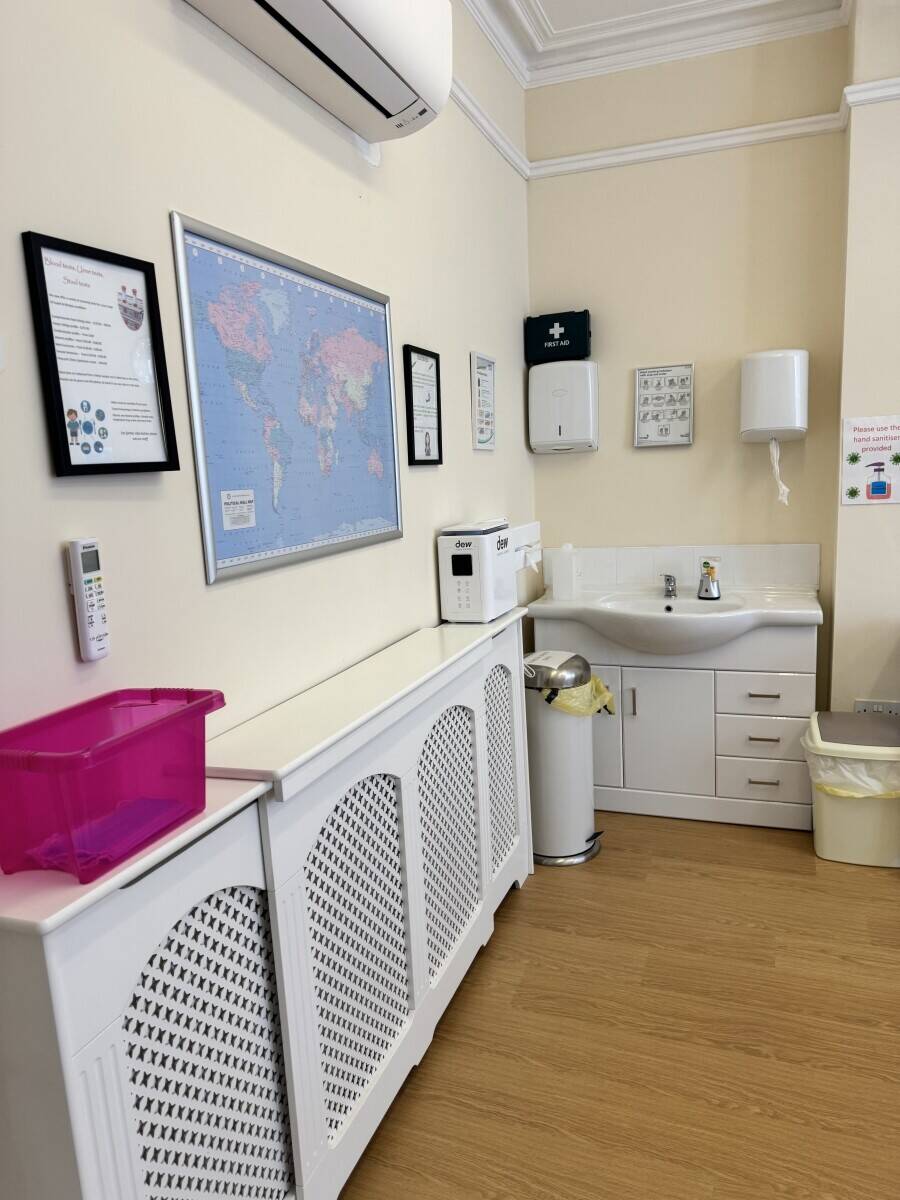 Laser & Cosmetic Clinic for Sale in Mansfield Nottinghamshire Photo 12