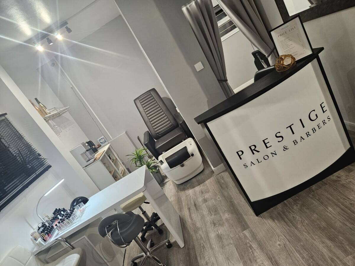 Salon, Barbers, Nails, and Beauty shop for sale in Tunbridge Wells Photo 12