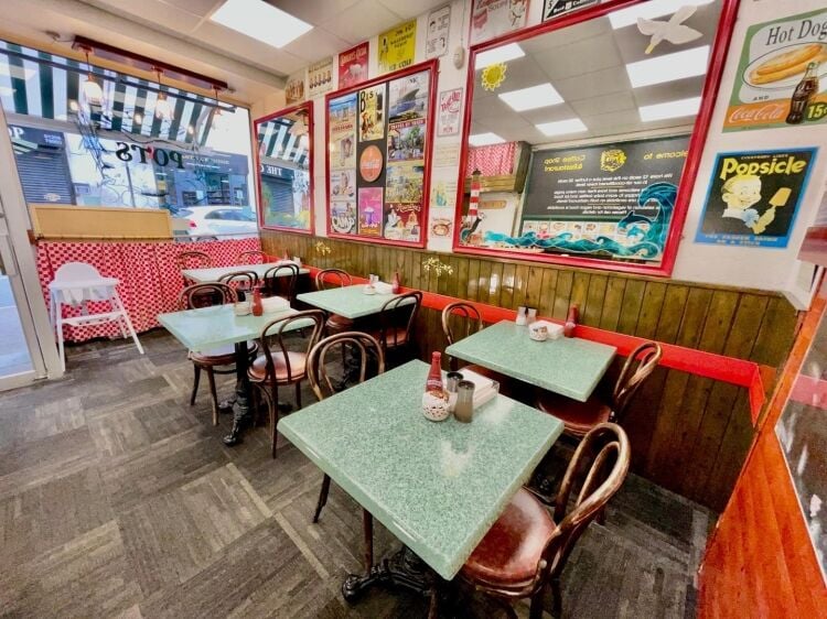 Freehold Café & Coffee Bar Located In Bodmin, Cornwall Photo 12