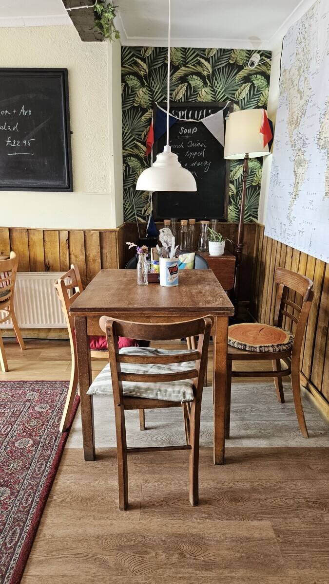 Busy cafe/coffee shop for sale on Boroughbridge