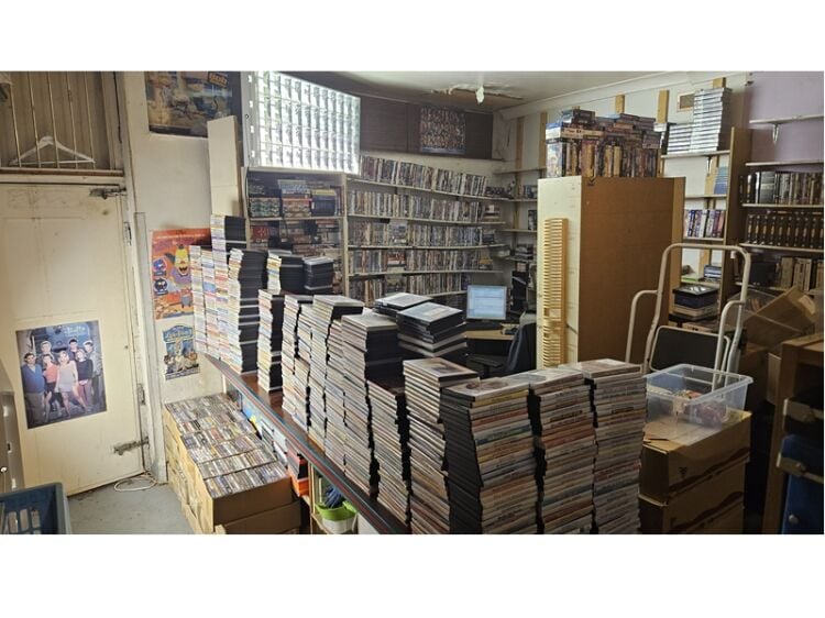 Spin Into Business: Own a Legendary Vinyl Record Shop! Photo 12