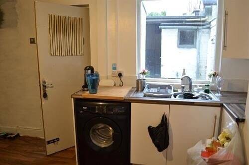 Fish and Chip Shop with On-Site Accommodation