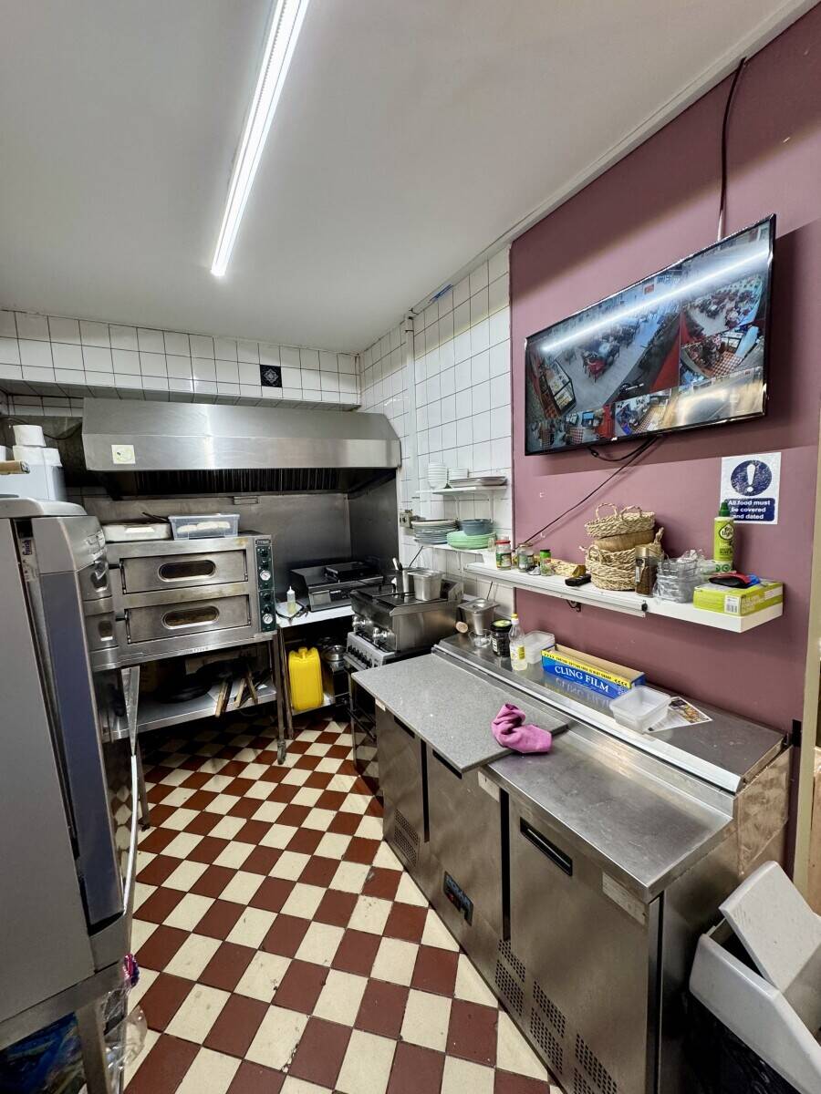 Café/Restaurant Business Photo 12