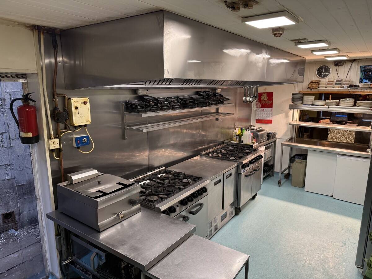 Reputable Restaurant for sale in Lancashire, freehold Photo 12