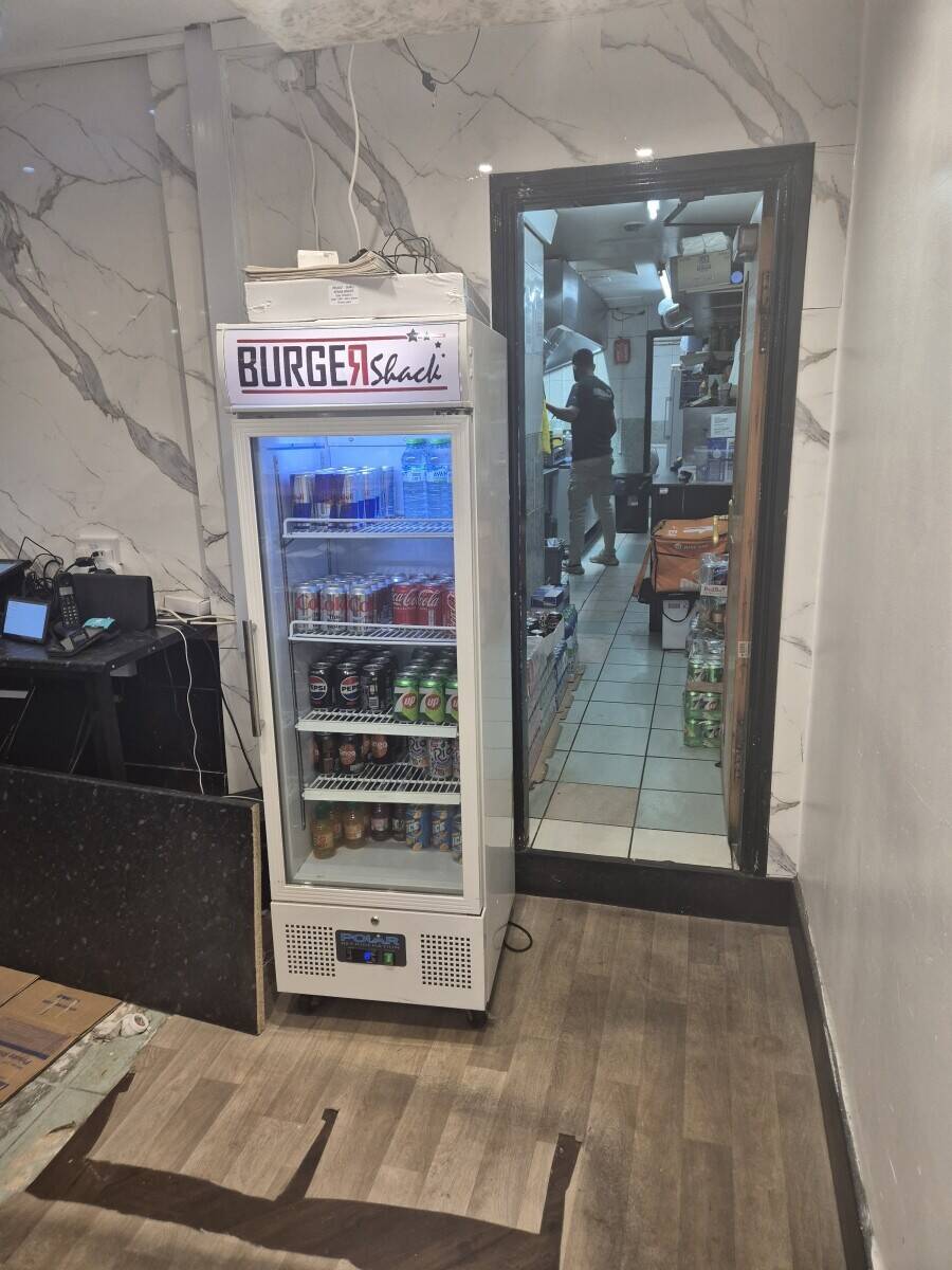 Fast food Dessert Takeaway shop for sale in Walsall