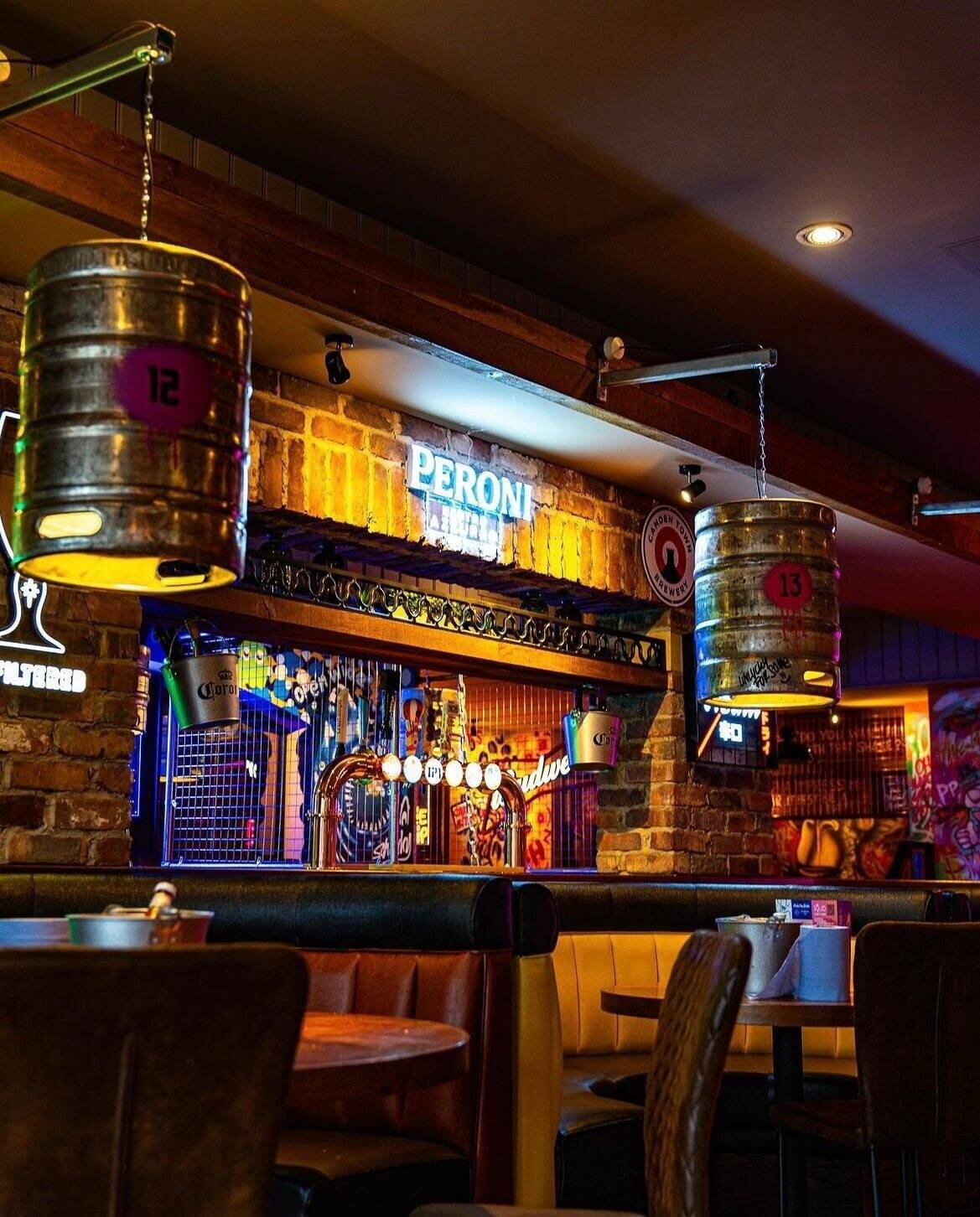 Restaurant & bar for sale in Southport prime location Photo 12