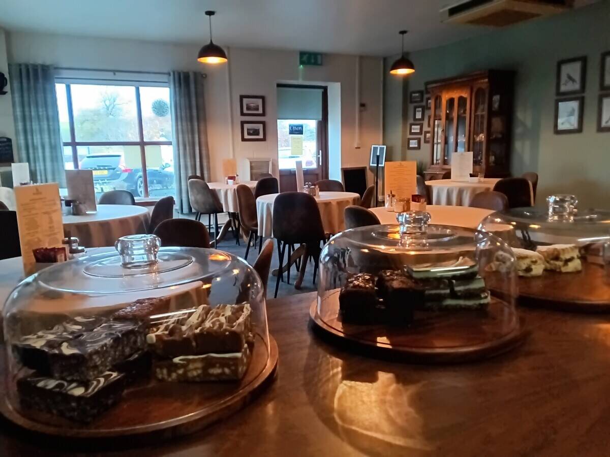 Leasehold Café Bistro Hot & Cold Food Coffee Desserts Takeaway Business Milnthorpe Cumbria For Sale