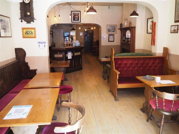 Cafe & Sandwich Bars For Sale in Matlock