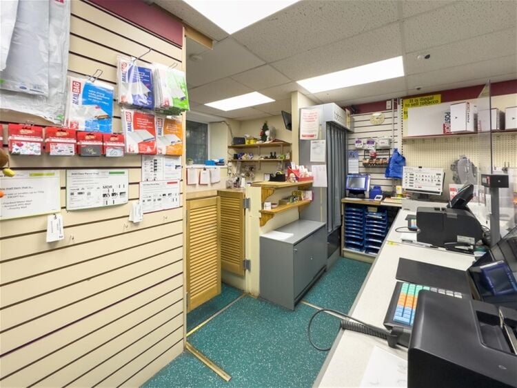 29B Queen Street (Retail Unit) Photo 12