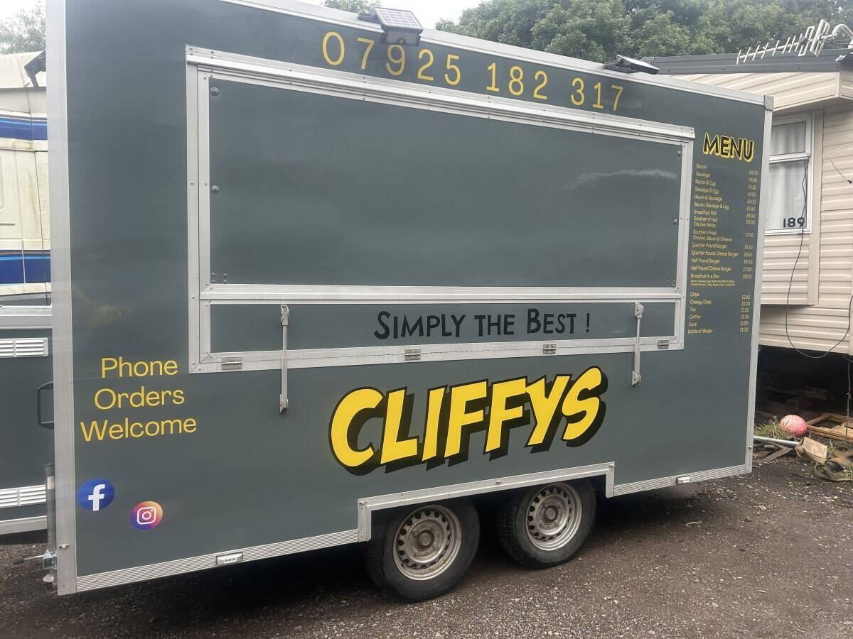 Established Catering Trailer Fully equipped Ready to start Breakfast Van Photo 12