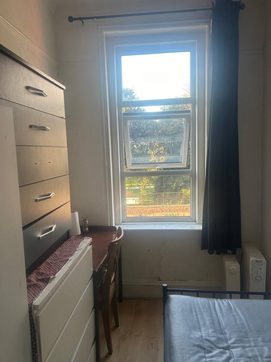 Indian restaurant with hmo property