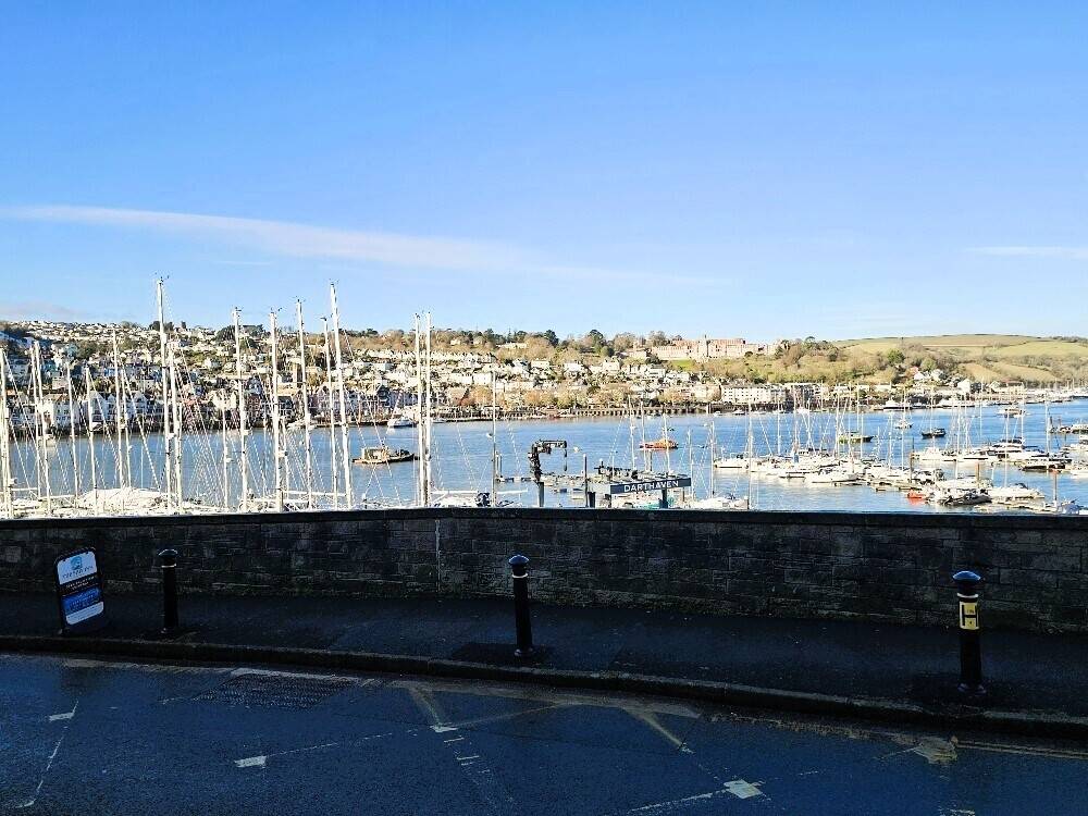 Easy To Run 20 Cover Wine & Tapas Bar With Stunning Panoramic Waterside Views Over Dartmouth