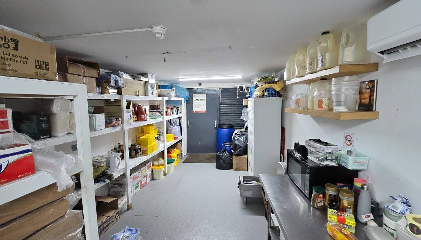 WingFixx - Prime location - Busy restaurant / takeaway - Off Ilford lane