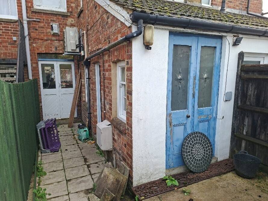 Desirable Tea and Coffee House for Sale in Tunbridge Wells Photo 12