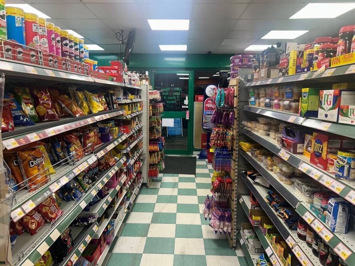 Profitable Convenience Store & Off Licence with  Low Rent & New Lease - Northampton Photo 12