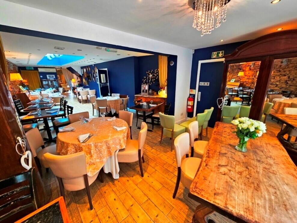 SUPERBLY FITTED 90-COVER RESTAURANT FOR SALE IN SOUTHEND-ON-SEA, ESSEX Photo 12