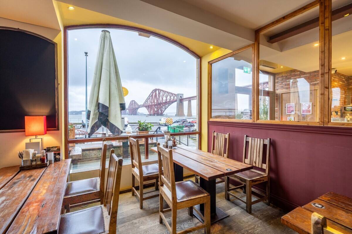 *NEW PRICE* Well Established Bistro-Bar & Restaurant under Iconic Forth Bridges Photo 12